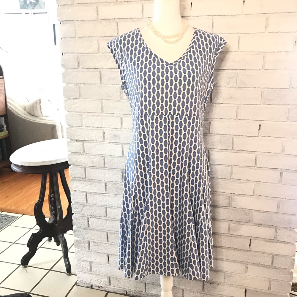 Cap sleeve dress